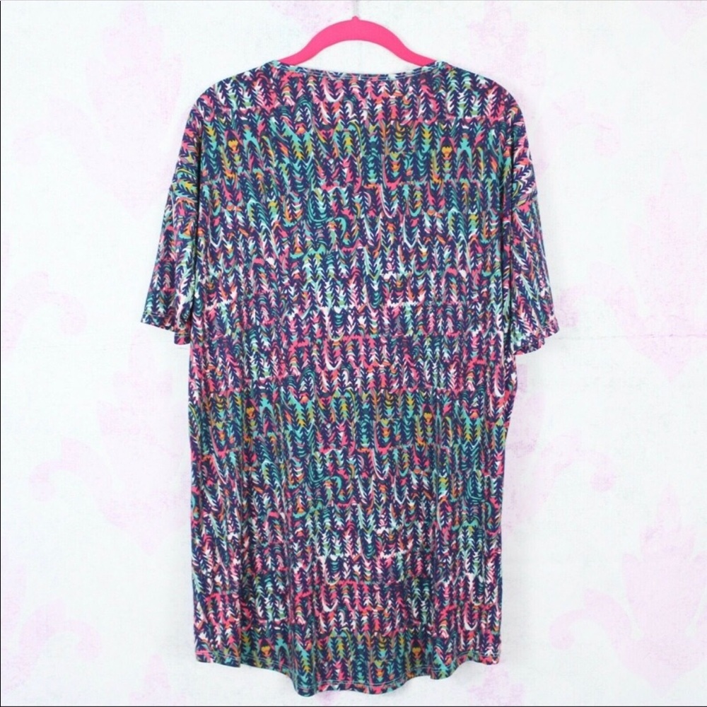 NWOT Lularoe Irma Hi Low top - Picture 5 of 11
